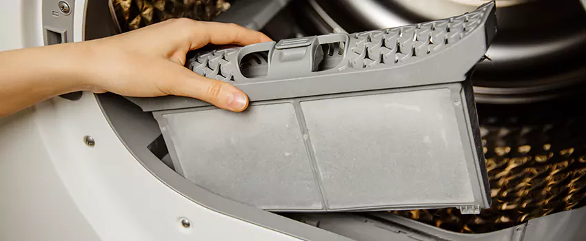 Signs Of A Clogged Dryer Lint Trap in Clearlake, California